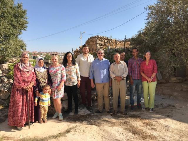 Delegation in Hebron